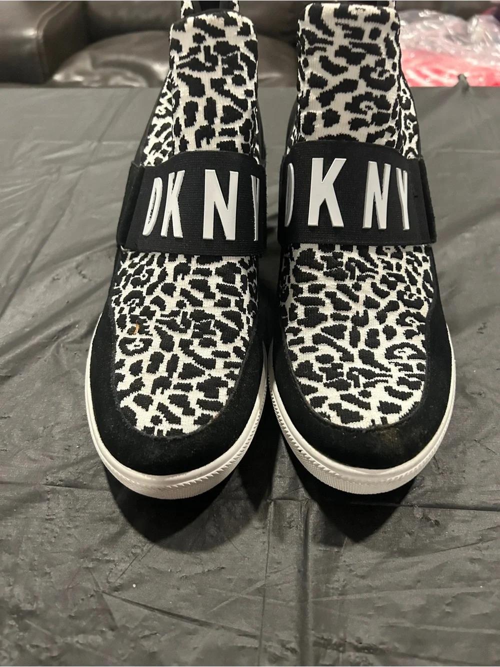 DKNY womens Black & White Leopard Knit Slip-On Sneakers with Logo Strap